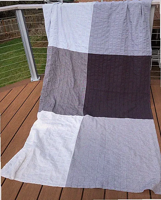 Ikea Angstorel Bedspread 56x92" Twin Blue Gray White Colorblock Light Coverlet