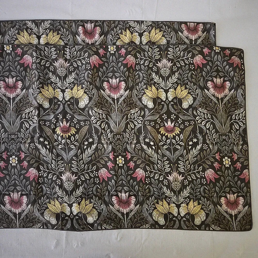 IKEA KARRDUNORT Set of 2 Standard Shams Pillowcases Green Floral 20x30
