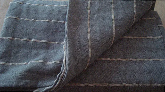 IKEA TALLORT Bedspread 59 x 98 " ( 150x250 cm ) Brownish Black Natural TWIN NOOP