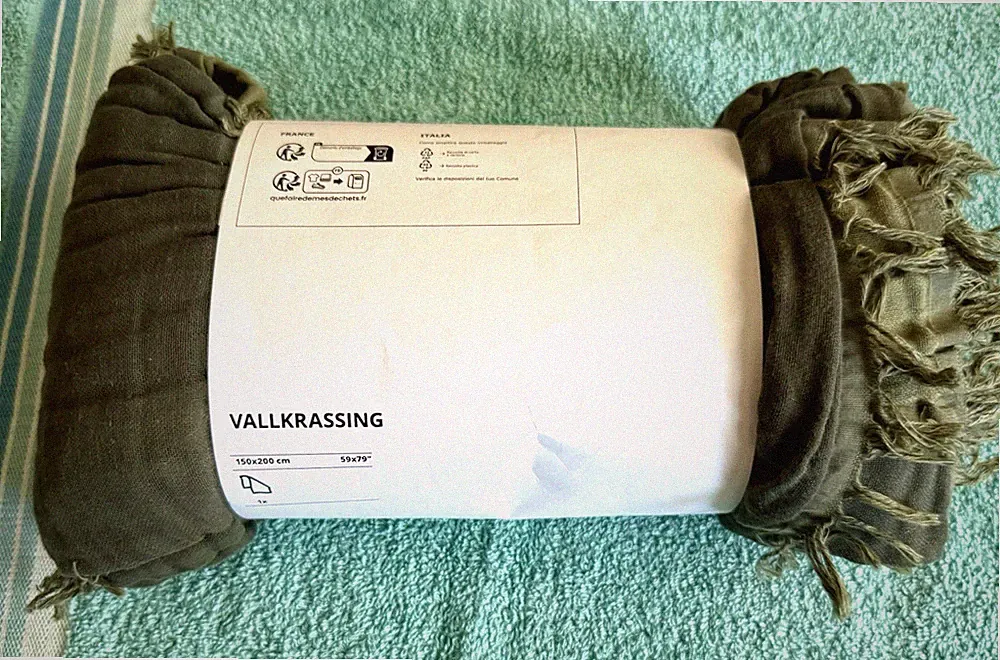 Ikea Vallkrassing Fringe Hem Throw Blanket. Cotton 59" x 79” Dark Green. NEW.